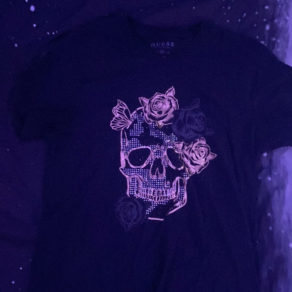 Guess t shirt